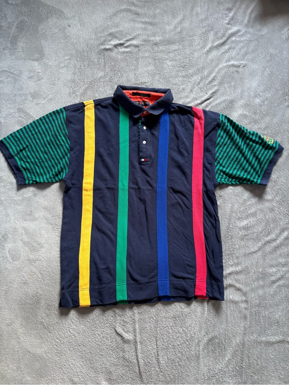 Vintage Tommy Hilfiger Golf Multi Colored Stripe Polo Shirt Men’s Size Large